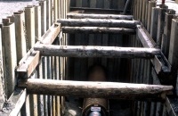 2.2.3. TERRA-Hammer TR 510 rammt 1.000 mm Stahlrohr, 57 m lang unter Bahngeleise 2.2.3. TERRA-Hammer TR 510 rammt 1.000 mm Stahlrohr, 57 m lang unter Bahngeleise